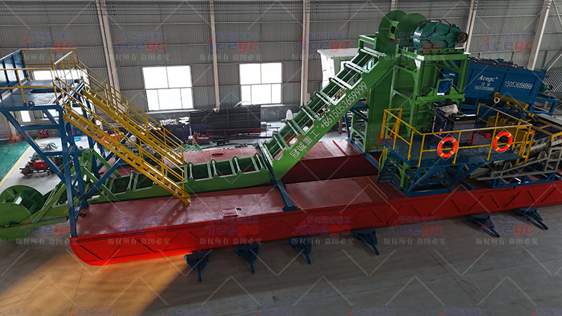 水上选矿采金船